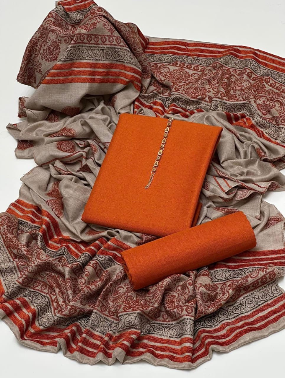Dhnak 3 piece with heavy Jacqaurd shawl