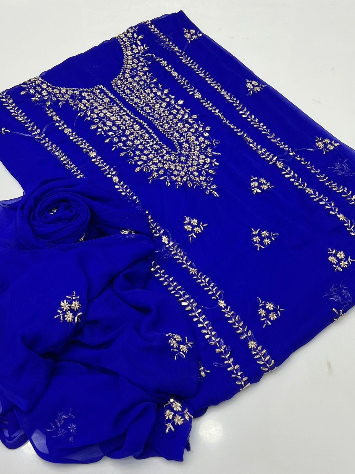 2 pce chiffon kurta Gotta with free perfume testers