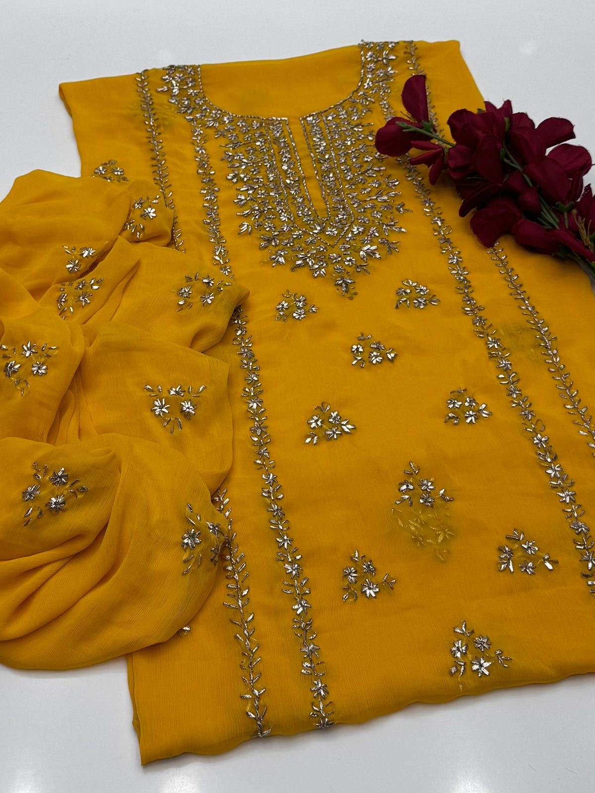 2 pce chiffon kurta Gotta with free perfume testers