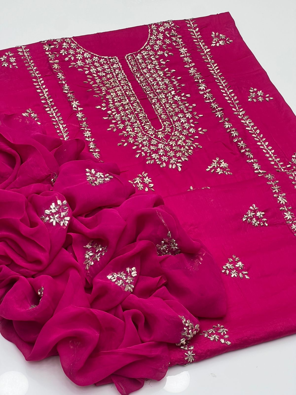 (D-781) 3 piece Lawn LCD gotta work