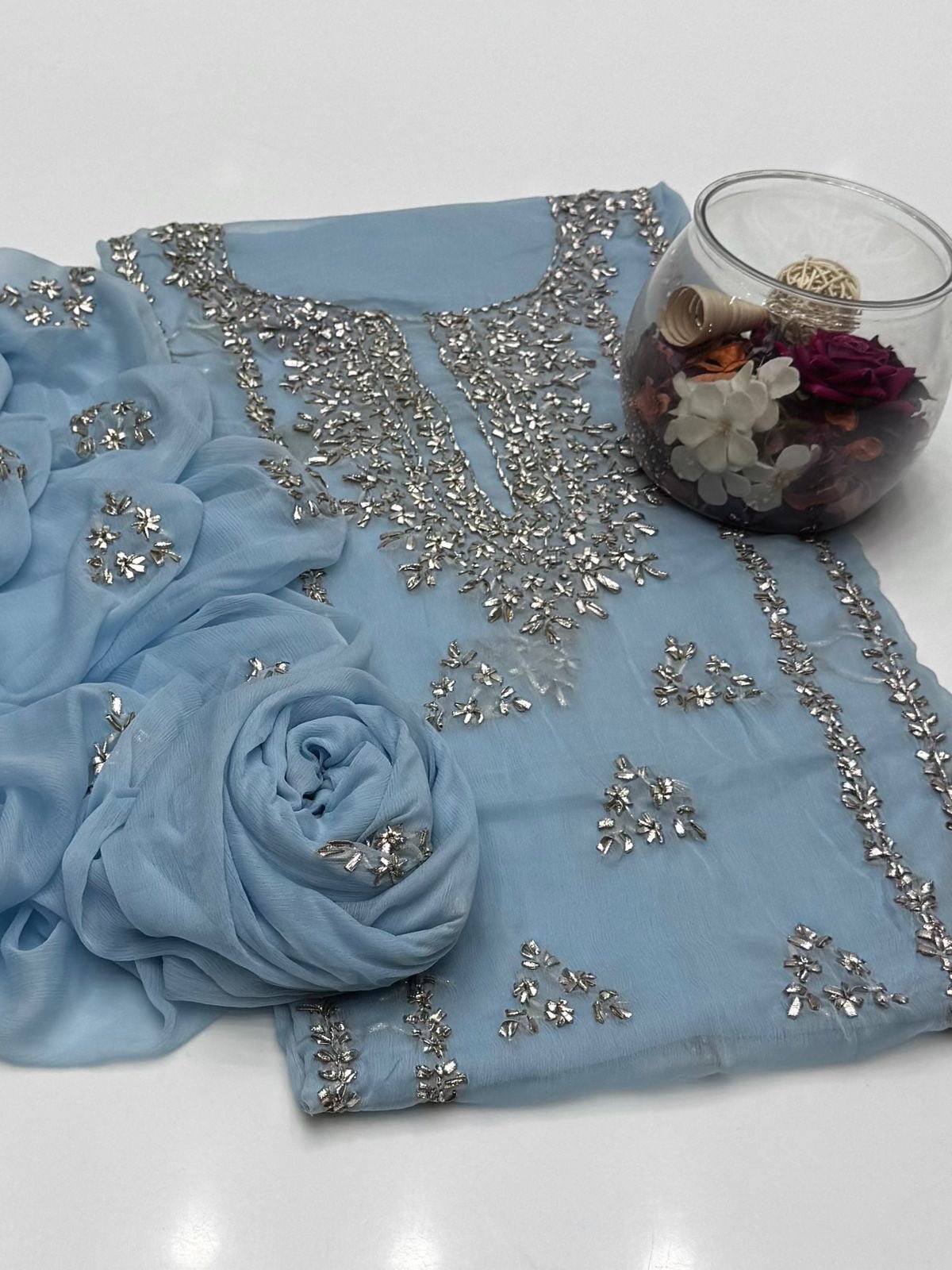 2 piece chiffon kurta Gotta with free perfume testers