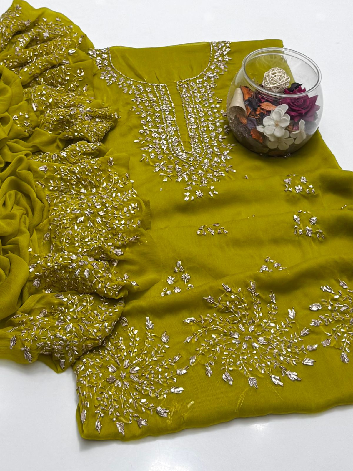 2 پی سی ہینڈ میڈ ماروری گوٹا