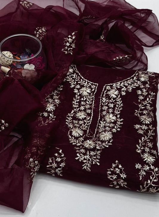 2 پی سی آرگنزا ہیوی ایل سی ڈی کو کام کرنا پڑے گا۔