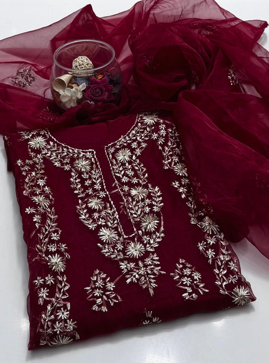 2 پی سی آرگنزا ہیوی ایل سی ڈی کو کام کرنا پڑے گا۔