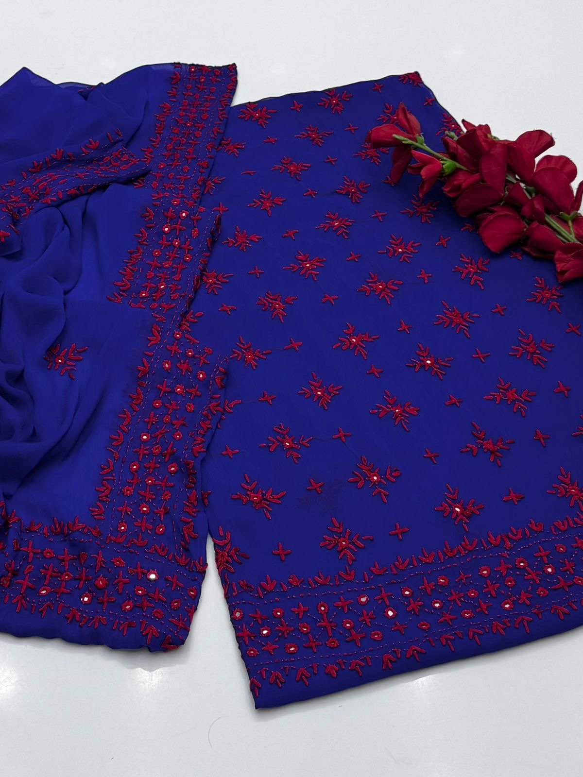 2 ٹکڑا چاول ٹنکا کام چار رخا دوپٹہ کے ساتھ۔