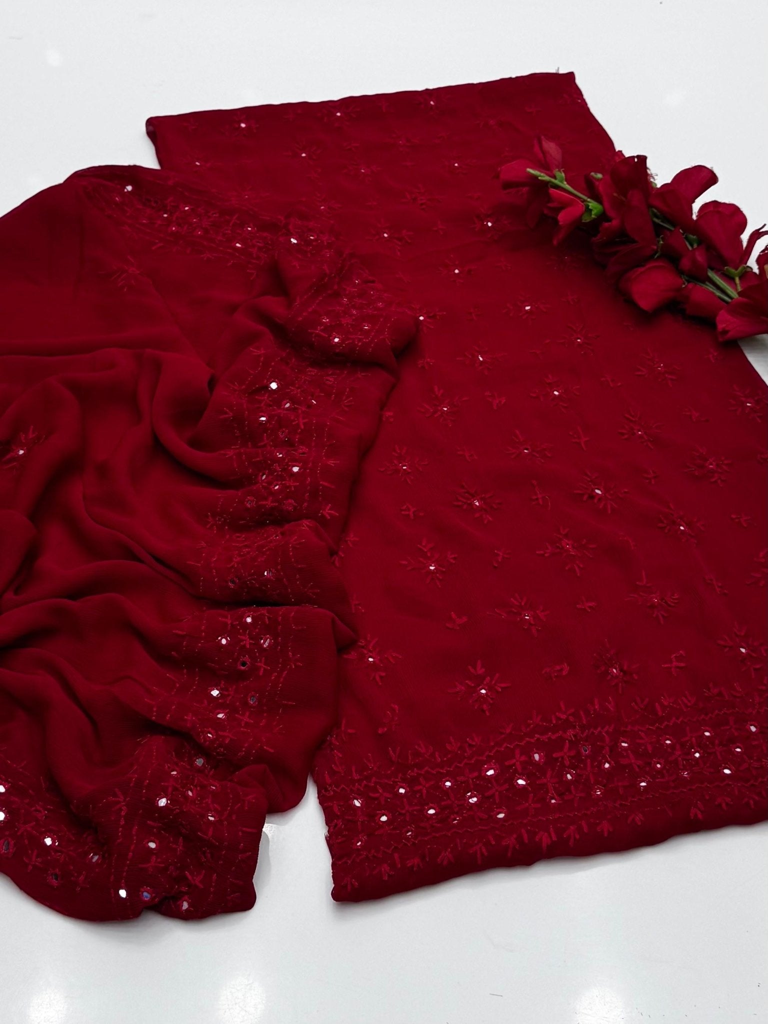 2 ٹکڑا چاول ٹنکا کام چار رخا دوپٹہ کے ساتھ۔