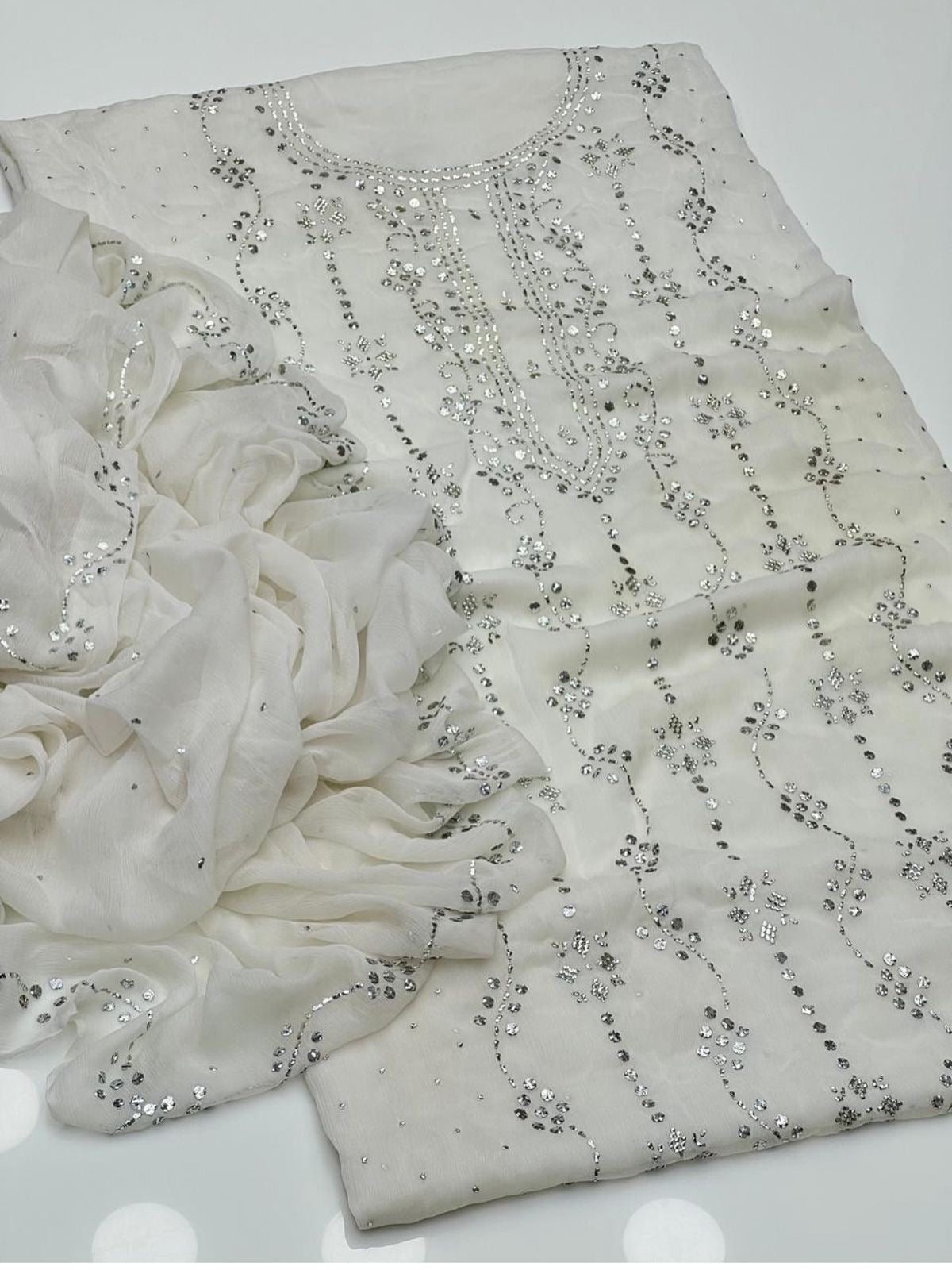 Indian style floral mukesh with 4-side dupatta work