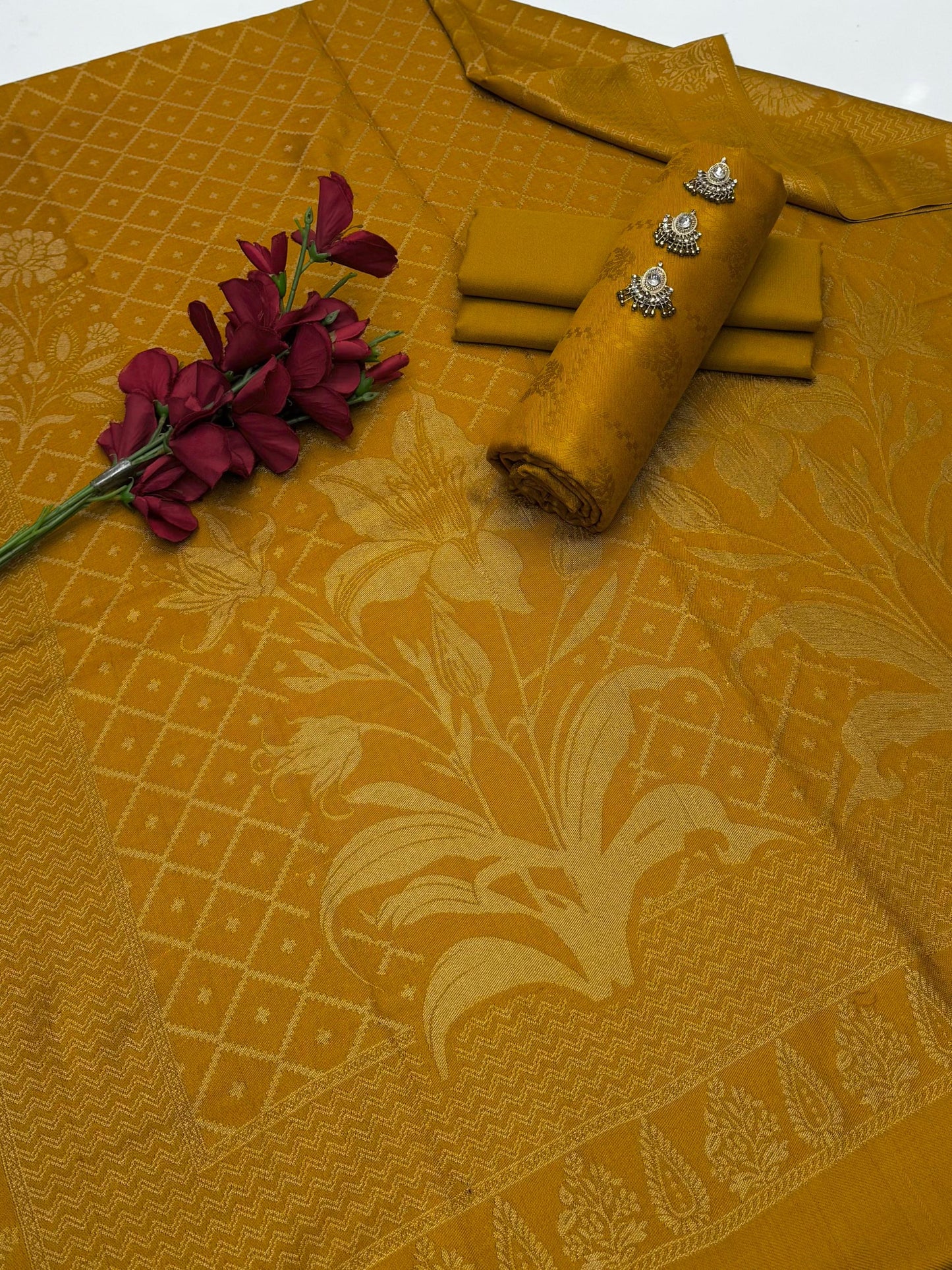 Pashmina jacquard 3 piece (Z - 657)