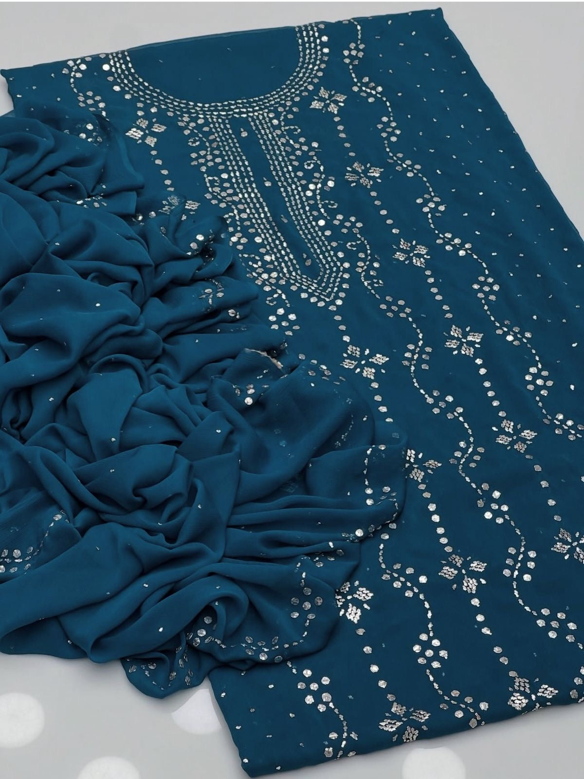 Indian style floral mukesh with 4-side dupatta work