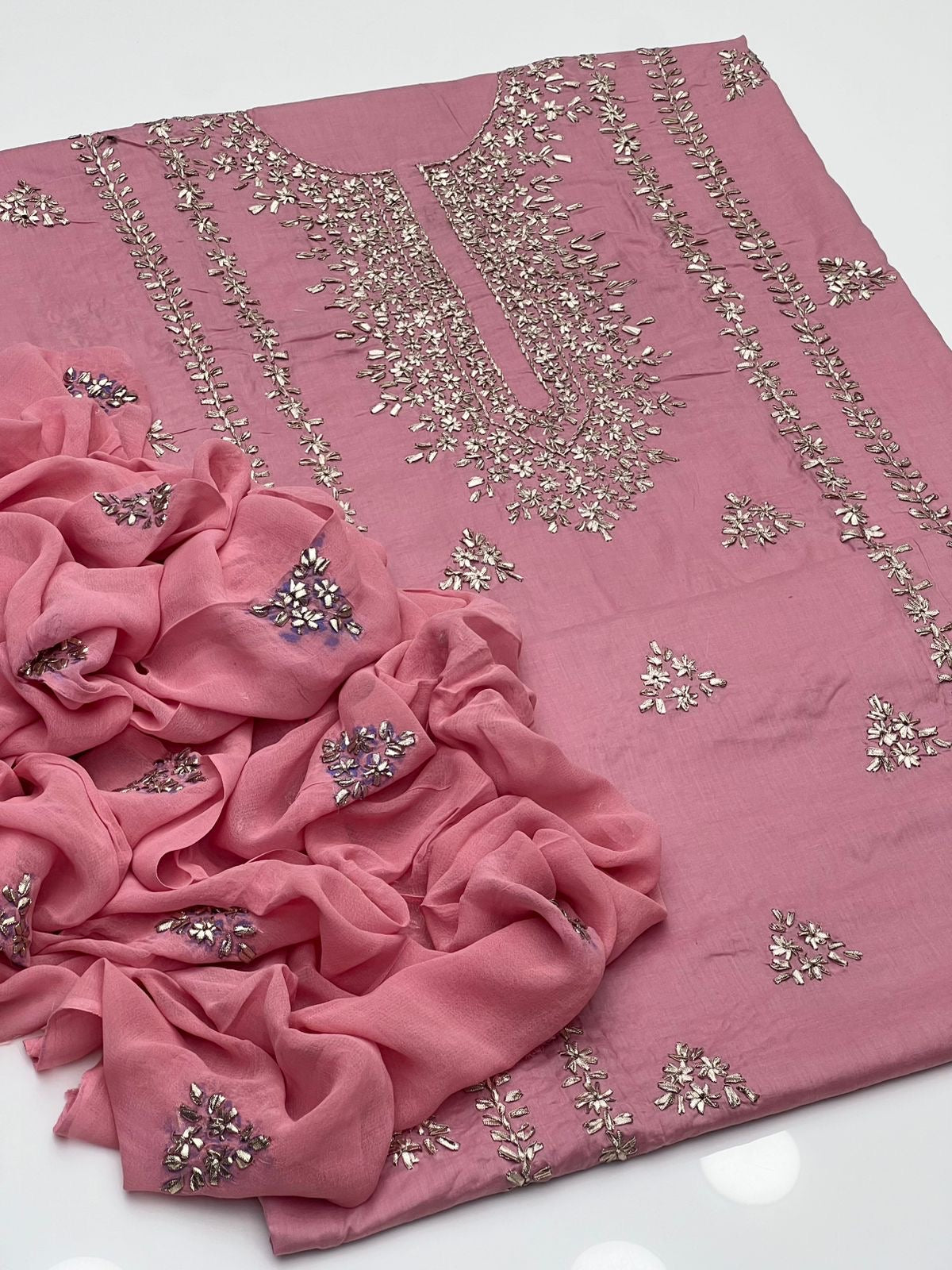 (D-781) 3 piece Lawn LCD gotta work