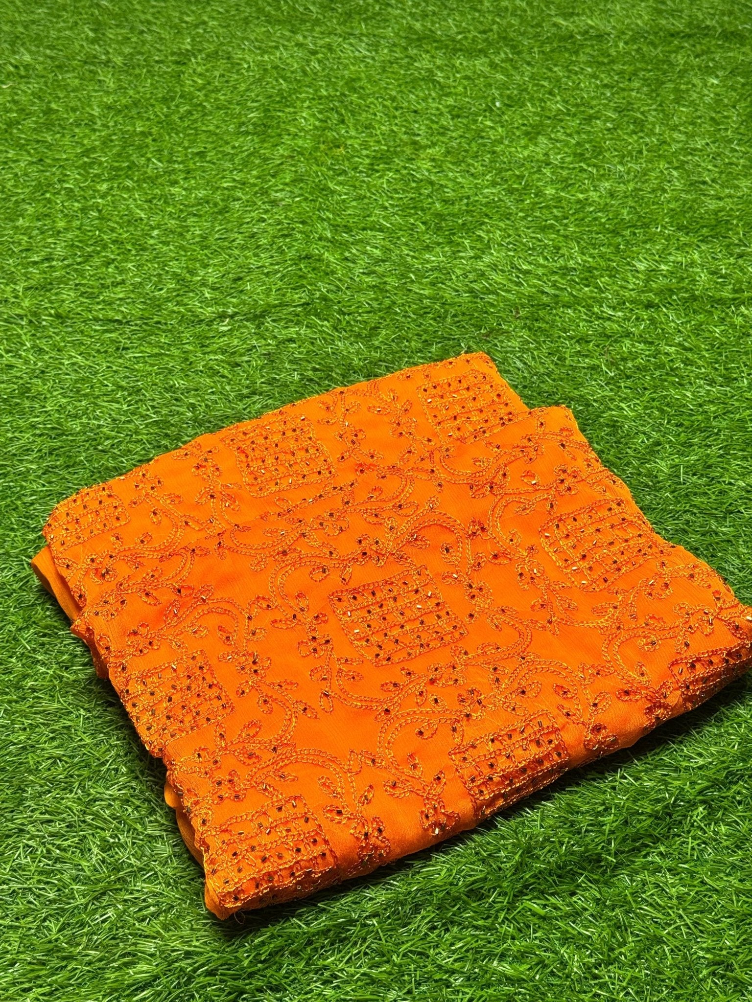 کٹ دانا کے ساتھ شفان 2 پیس ہاتھ سے بنی ارری