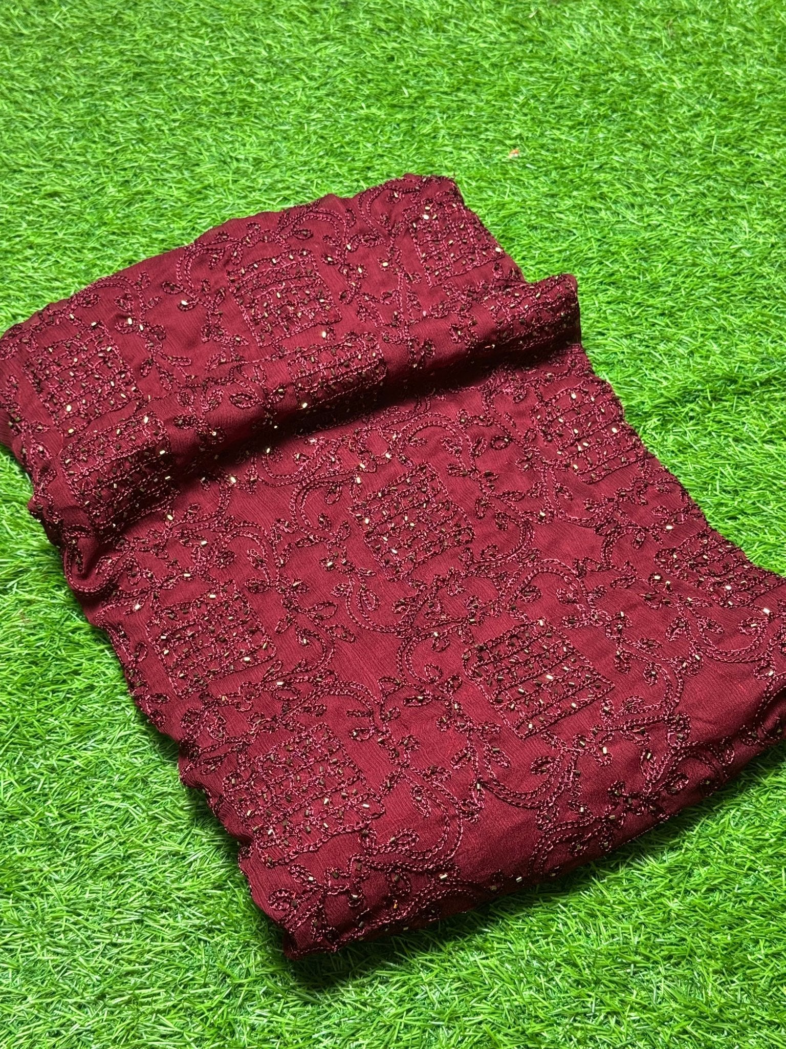 کٹ دانا کے ساتھ شفان 2 پیس ہاتھ سے بنی ارری