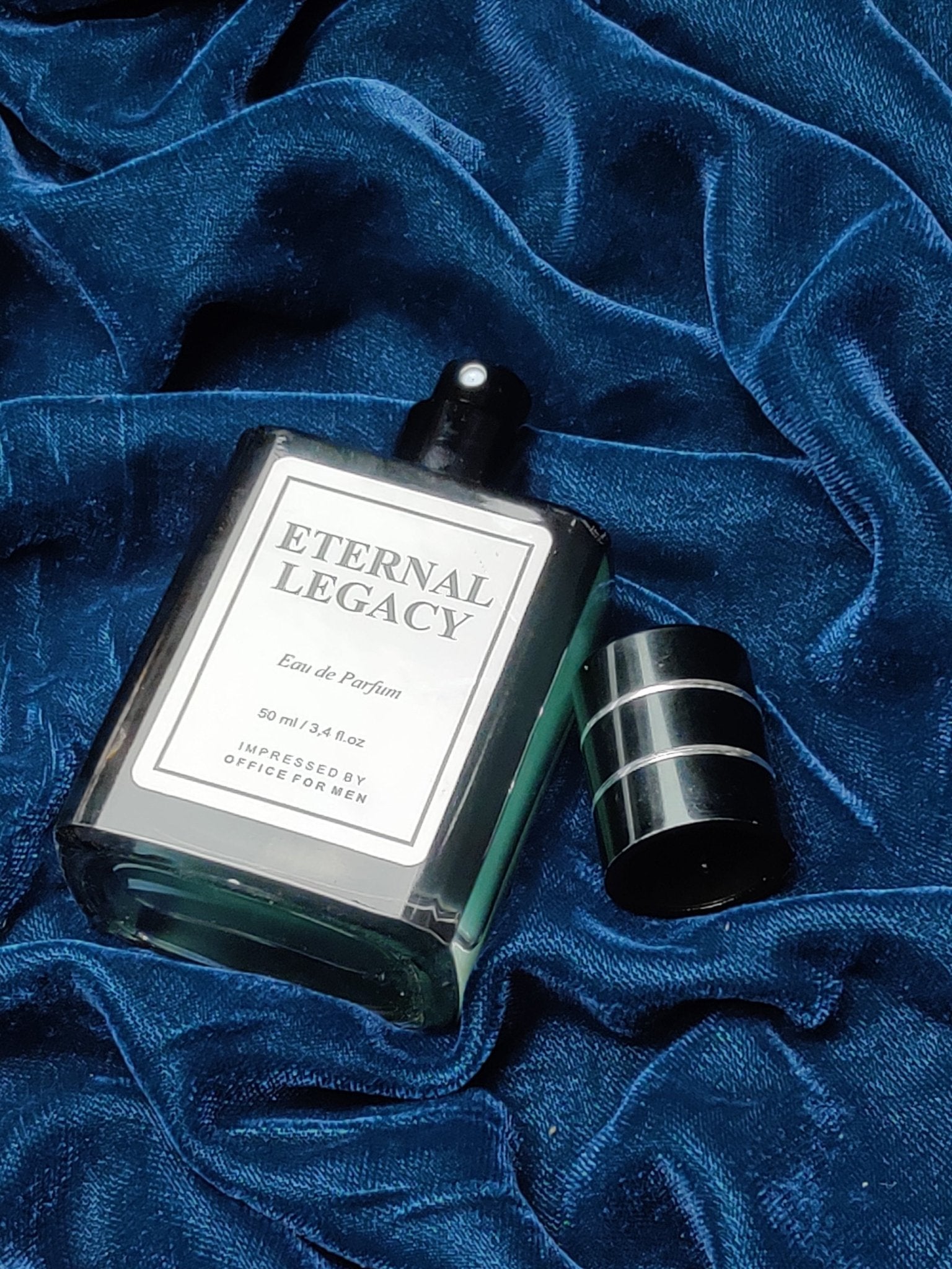 اس کے لیے ابدی میراث
 (مردوں کے لیے دفتر) سے متاثر