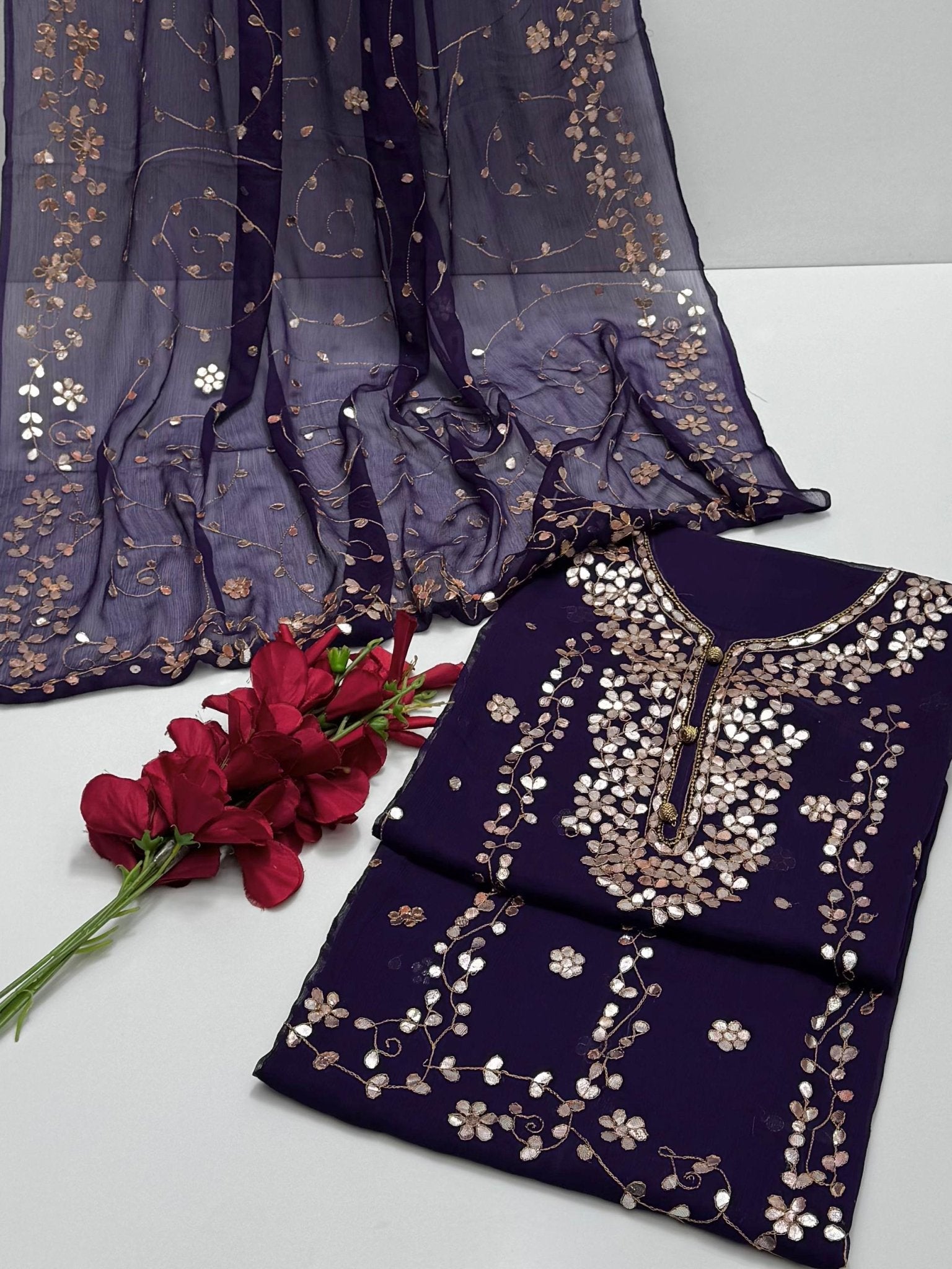 ہاتھ سے تیار کردہ پیسٹنگ 2 پی سی پریس گوٹا