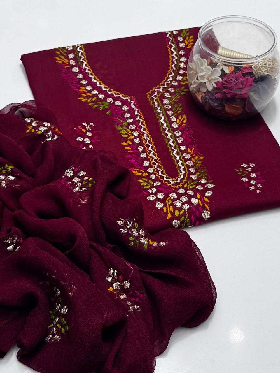 خالص لان پر ملٹی پکا گوٹا شرٹ