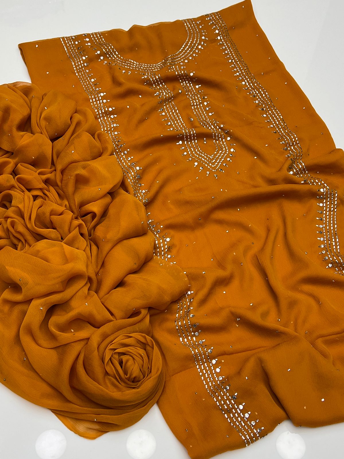 نرم کرینکل شفان 2 پیس پر پینل مکیش کرتہ