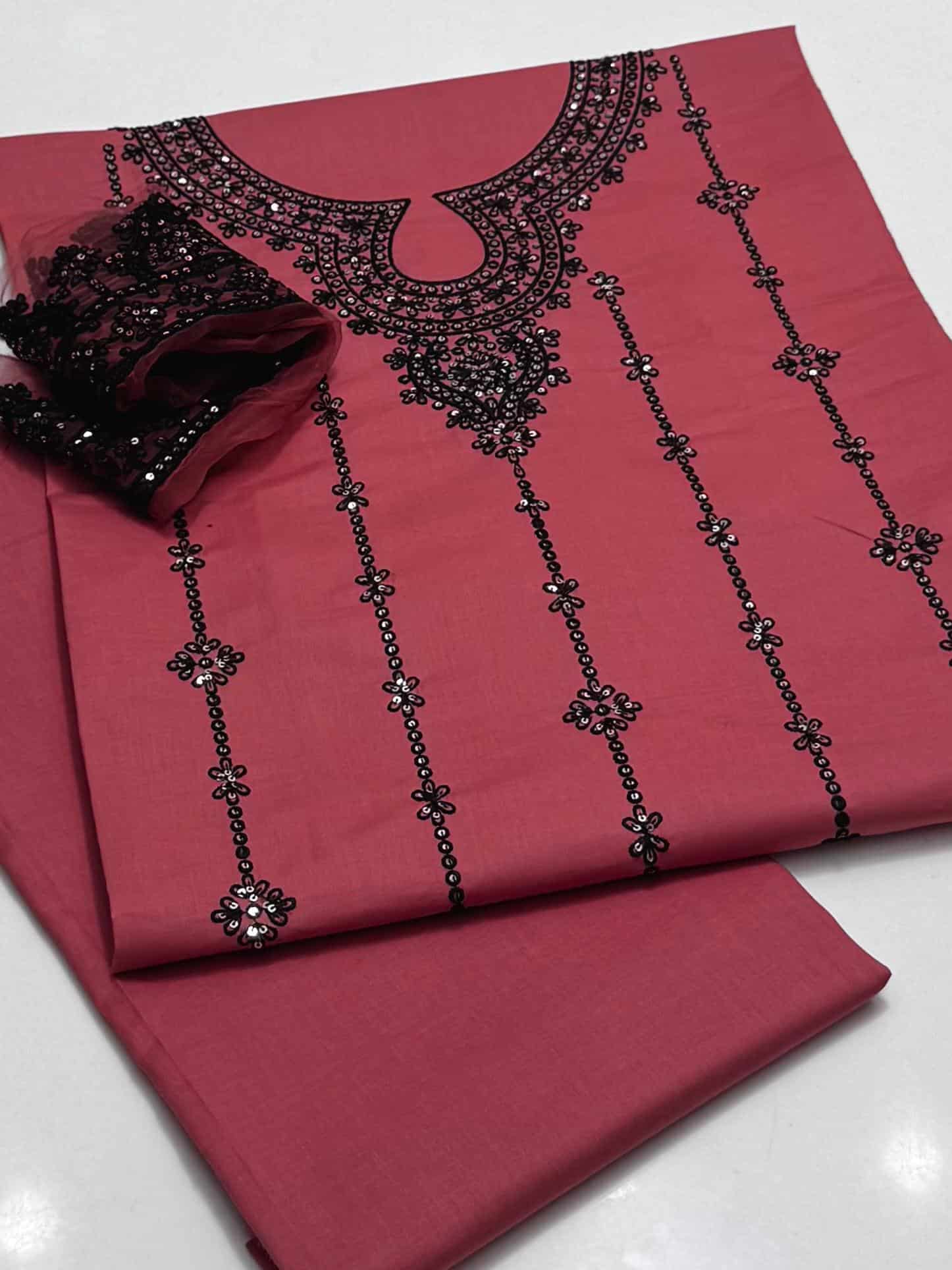 پیور لان 2 پیس ان سیکوینس ایمبرائیڈری کے ساتھ ایمبرائیڈڈ پیچ